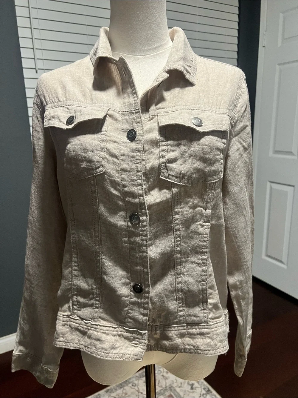 Jones of New York Women’s Linen Cream Button-Front Jacket